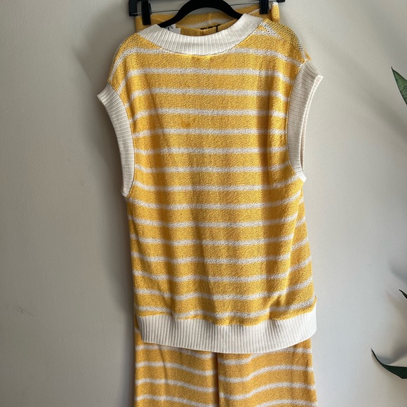 Zara woman’s yellow stripe knit matching set sweater vest pants set - Picture 12 of 14